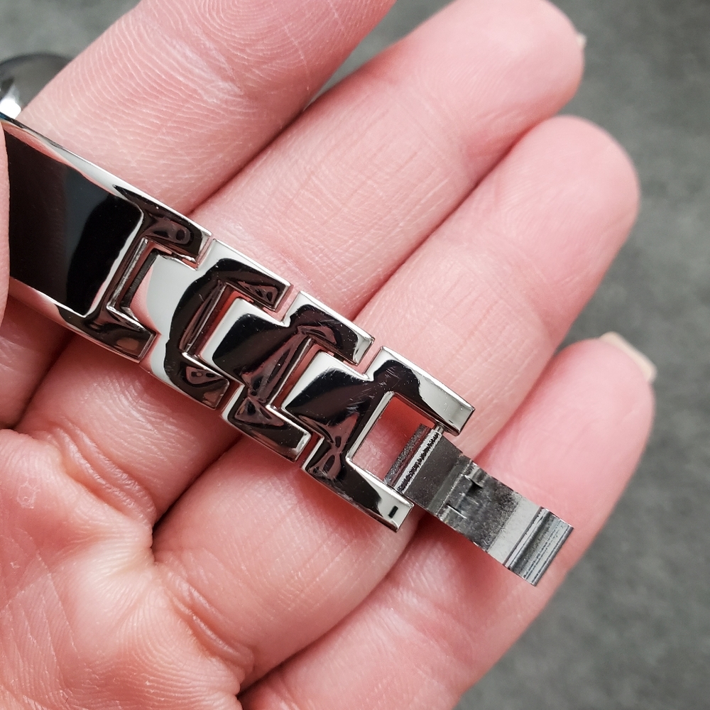 Anne Klein Watch - Picture 9 of 11